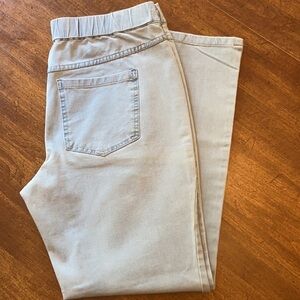 Isaac MizrahiLive Straight Leg Pull-on Jean Light